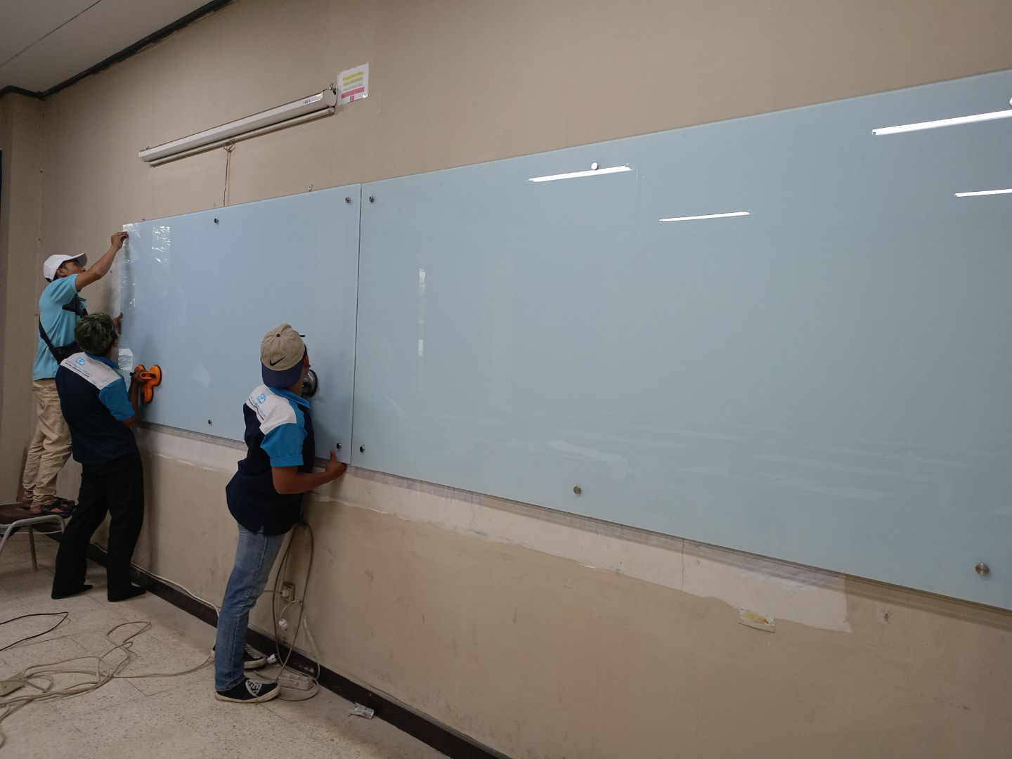 glassboard bandung