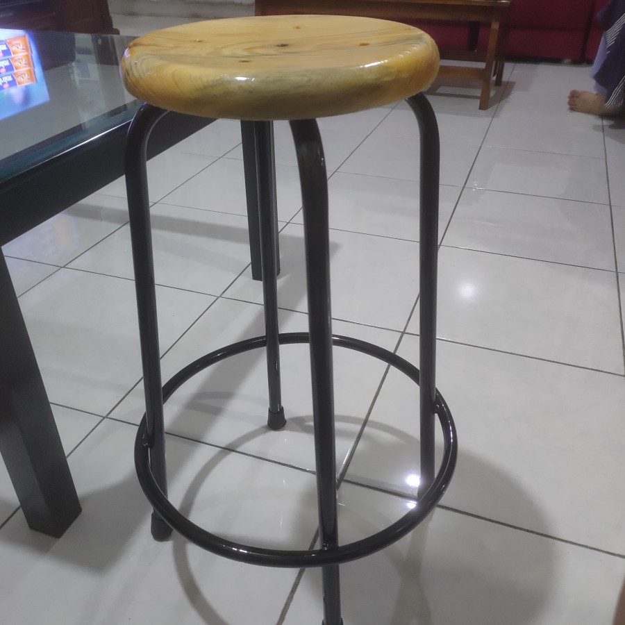 Kursi Lab bulat 50 cm besi