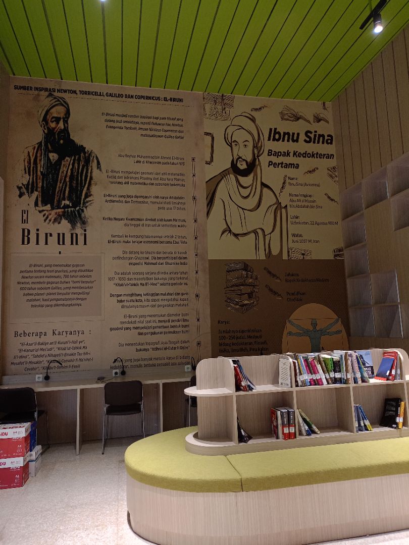 Pemasangan Wallpaper Vinyl Custom